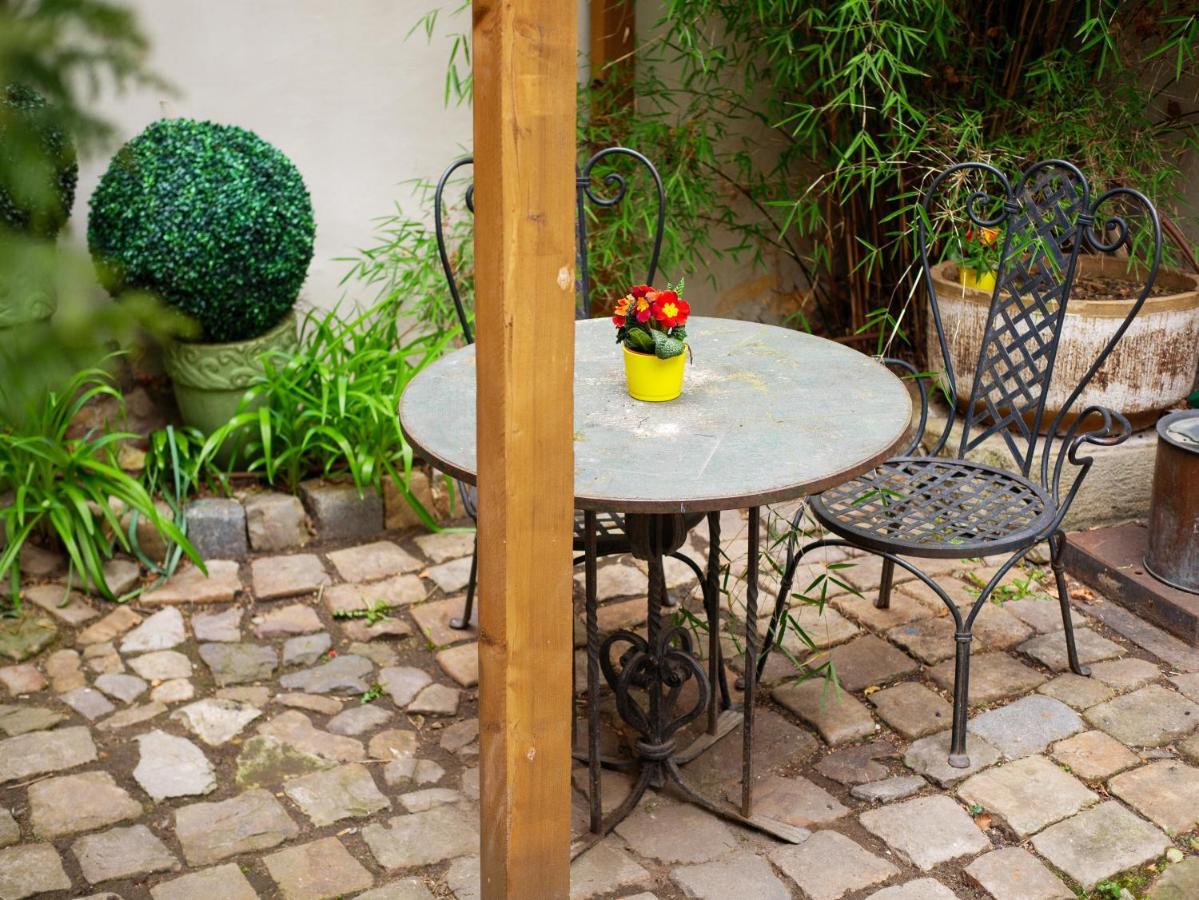 Apartamento Romantic Nest Under Prague Castle Exterior foto