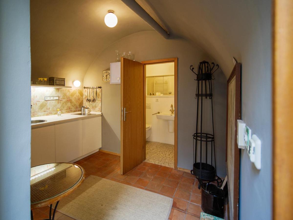 Apartamento Romantic Nest Under Prague Castle Exterior foto